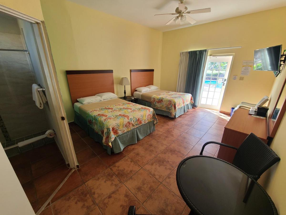 Hotel Lucia Beach ยาบูโกอา ภายนอก รูปภาพ
